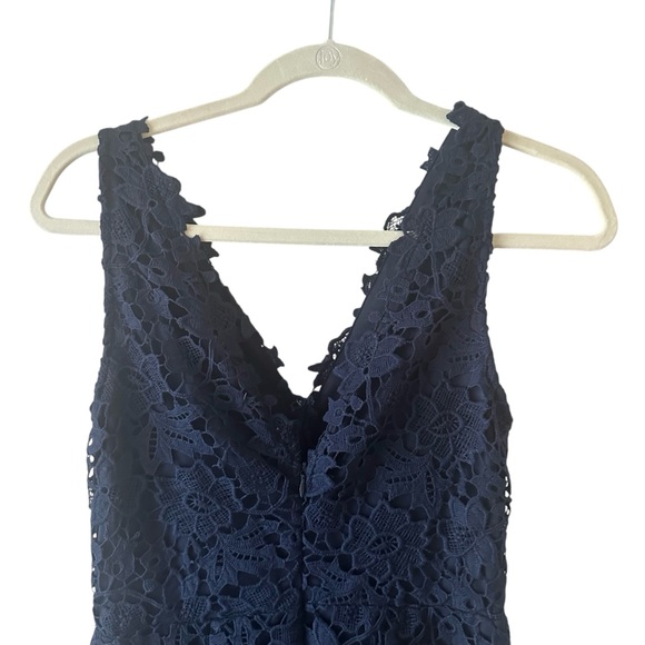 ASTR The Label Women’s Small Lace Dress Navy Dark
Blue Wedding Guest Cocktail - Picture 4 of 6